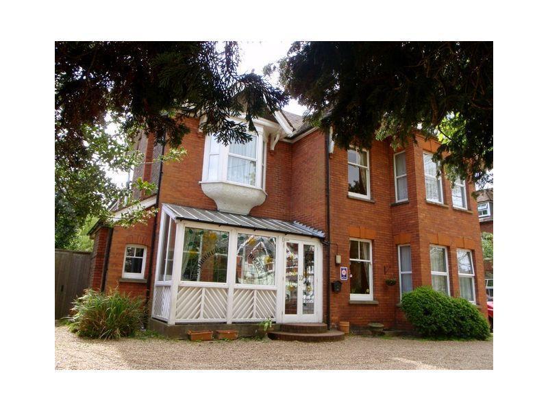 Wimblehurst Hotel Horsham Exterior foto